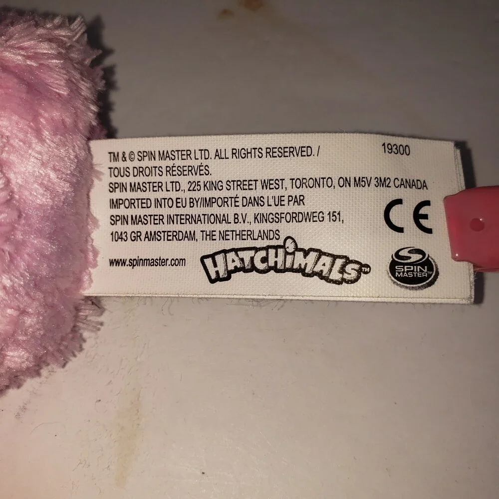 Hatchimals pink yellow